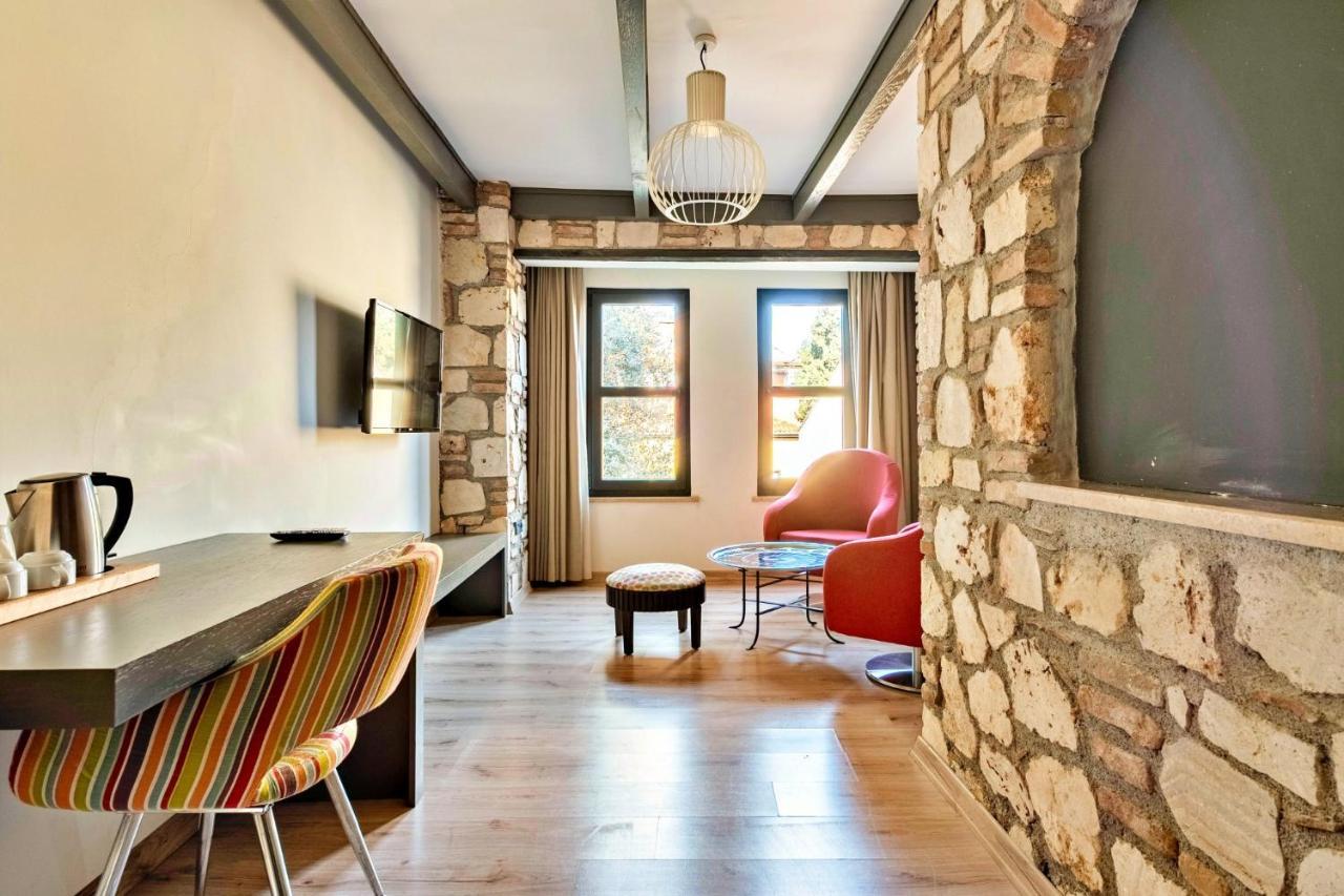 Excellent Flat Near Hadrians Gate Daire