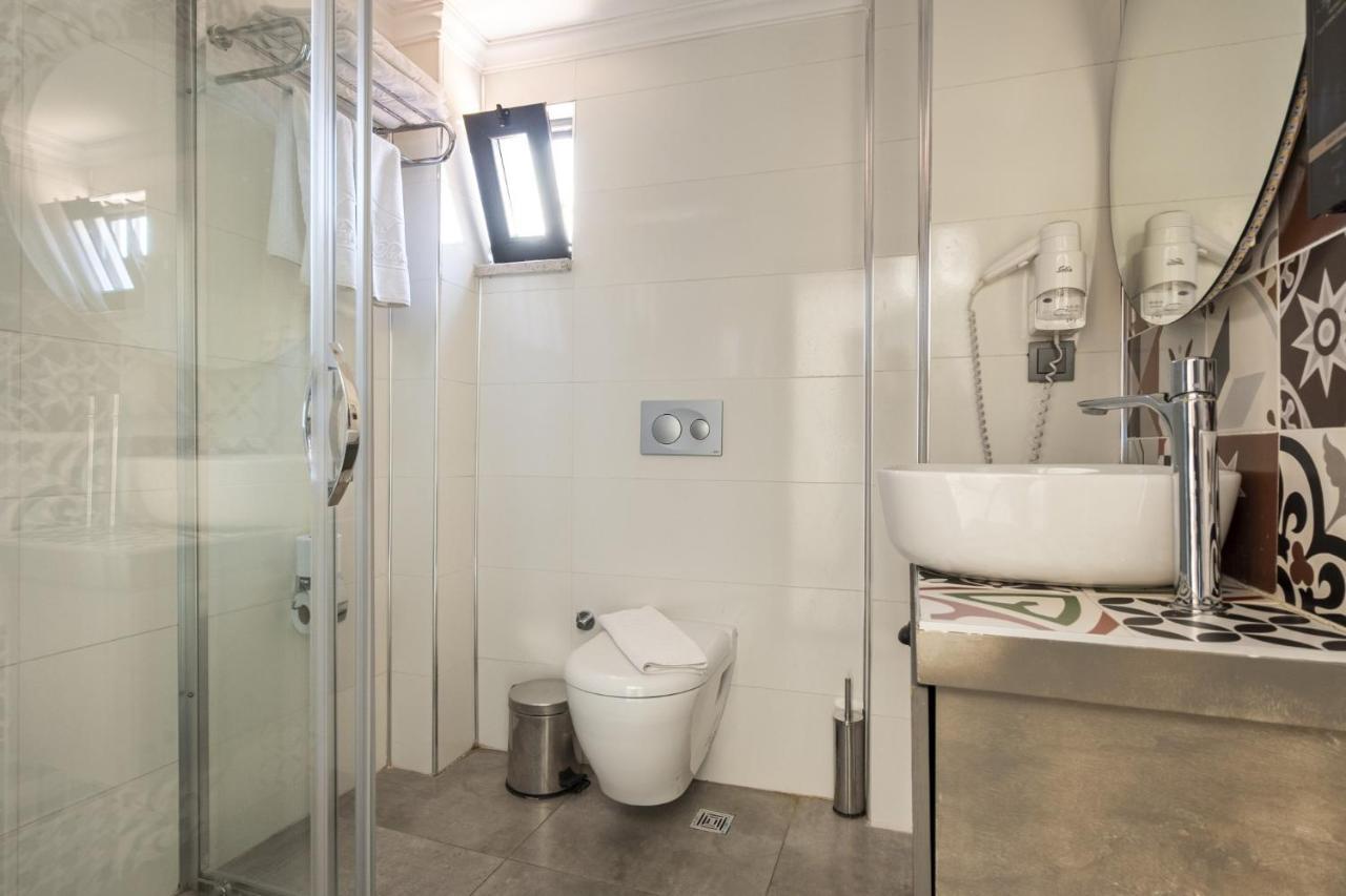 Daire Excellent Flat Near Hadrians Gate *
